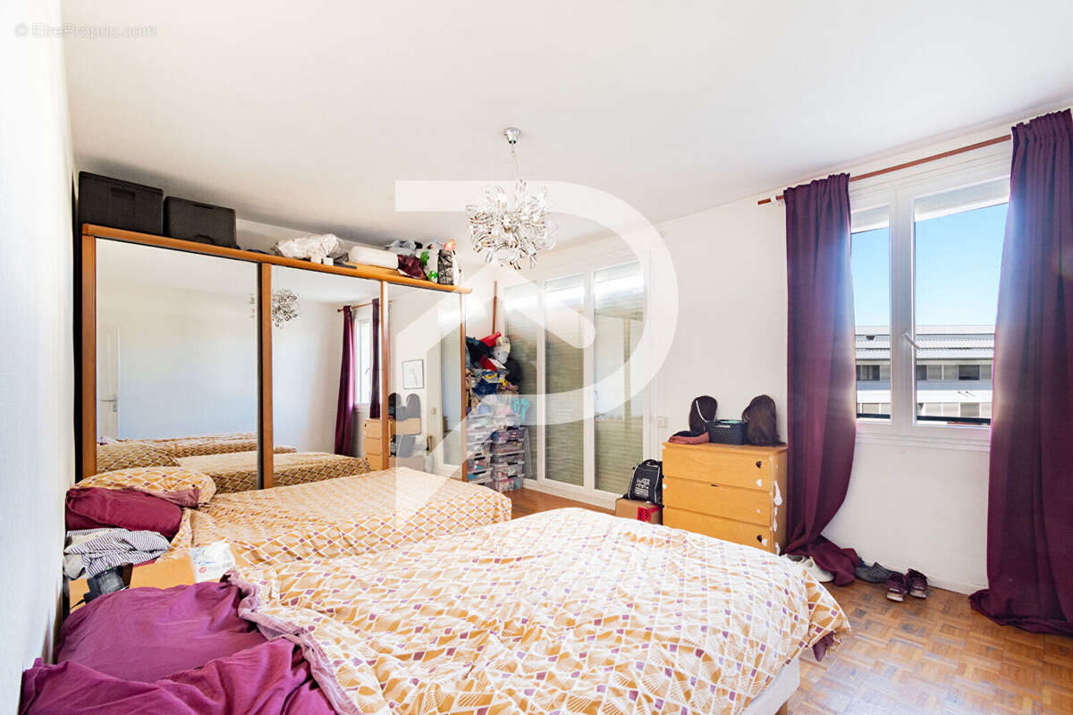 Appartement à MARSEILLE-8E