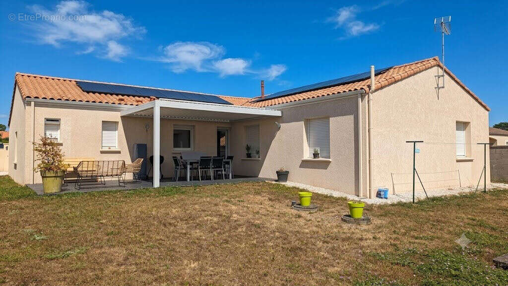 Photo 2 - Maison à BENET