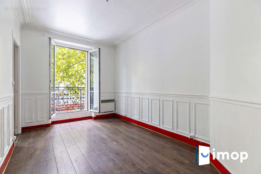 Appartement à PARIS-18E