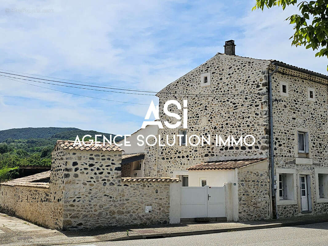 Maison à VIVIERS