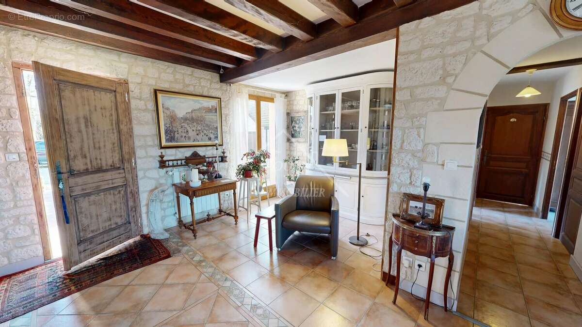 Maison à BOURBON-L'ARCHAMBAULT