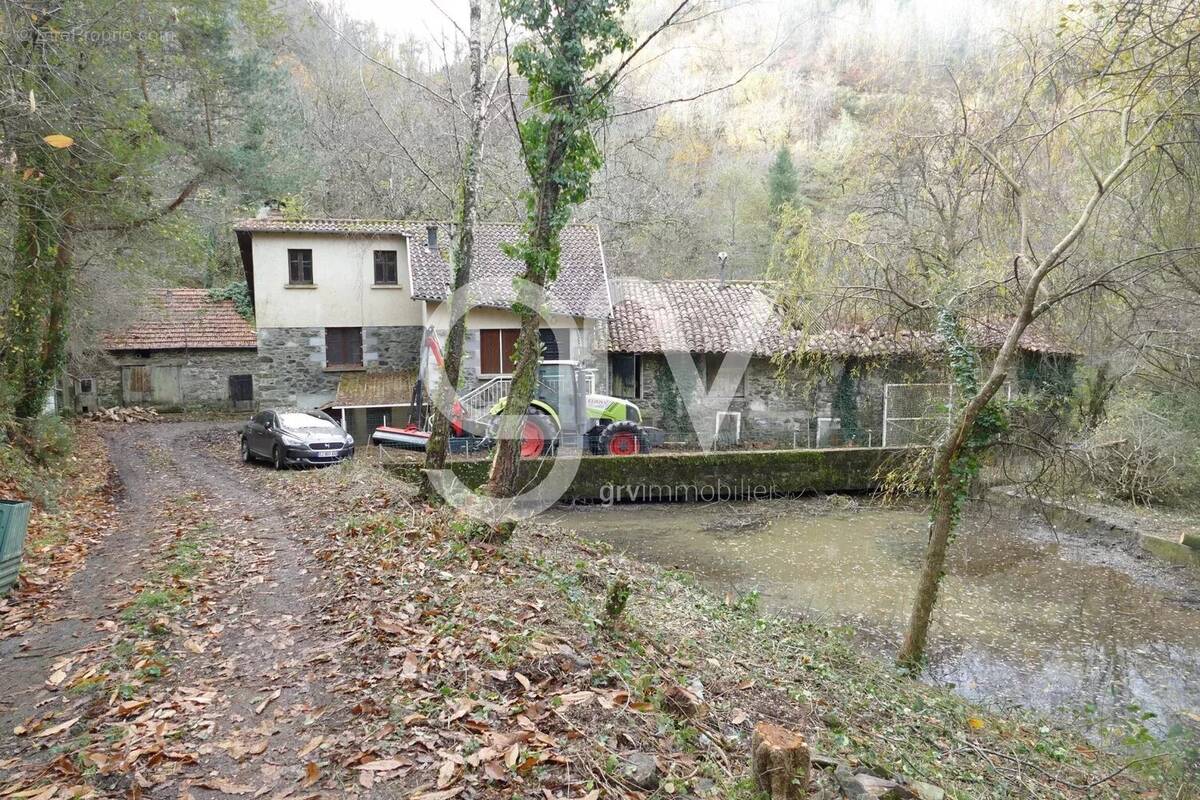 Maison à SAINT-CONSTANT