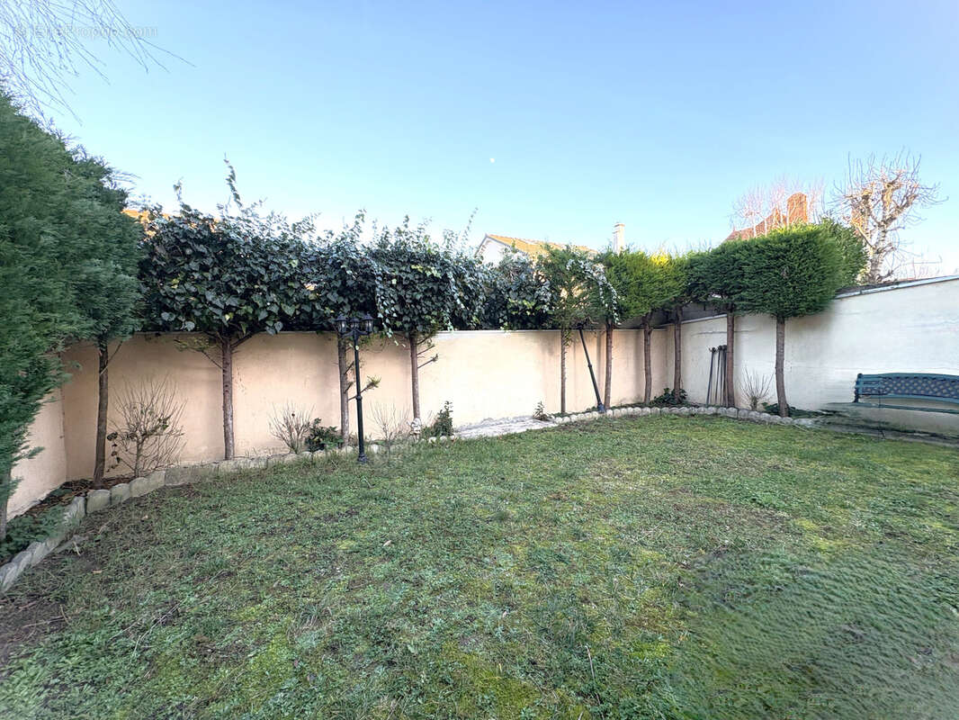 Jolie maison récente de 120 m2 au cœur d'Ormesson - photo 3