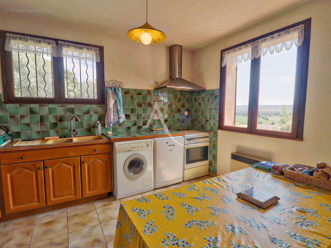 Villa lumineuse sur les hauteurs de Corbieres En Provence - photo 12