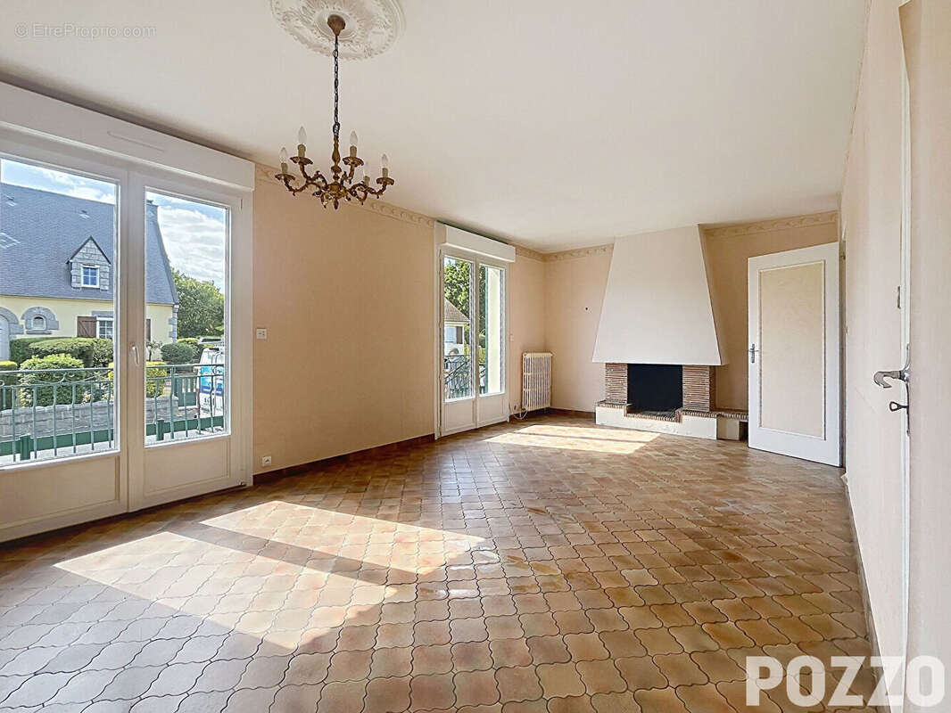 MAISON - 7 pièces - 5 chambres - 127 m² - jardin - 507 m² - sous-sol  - Saint-Lo - photo 2