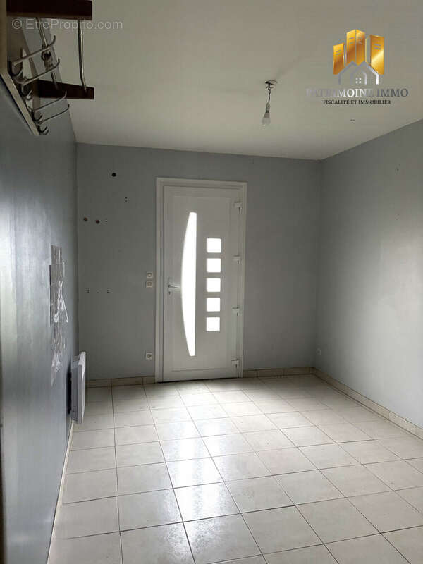 Maison à SAINT-GERVAIS-EN-BELIN