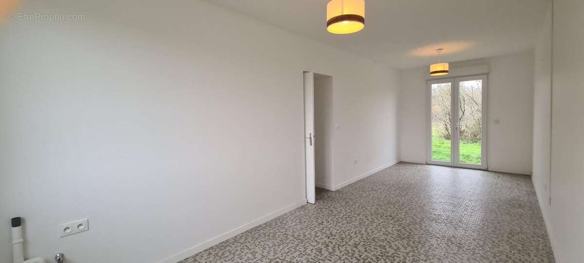 Photo 8 - Maison à LA PEROUILLE