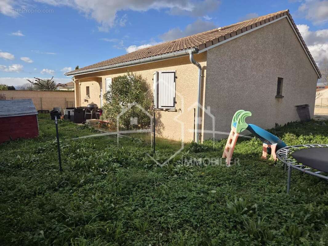 Maison à SAINT-SORLIN-EN-VALLOIRE