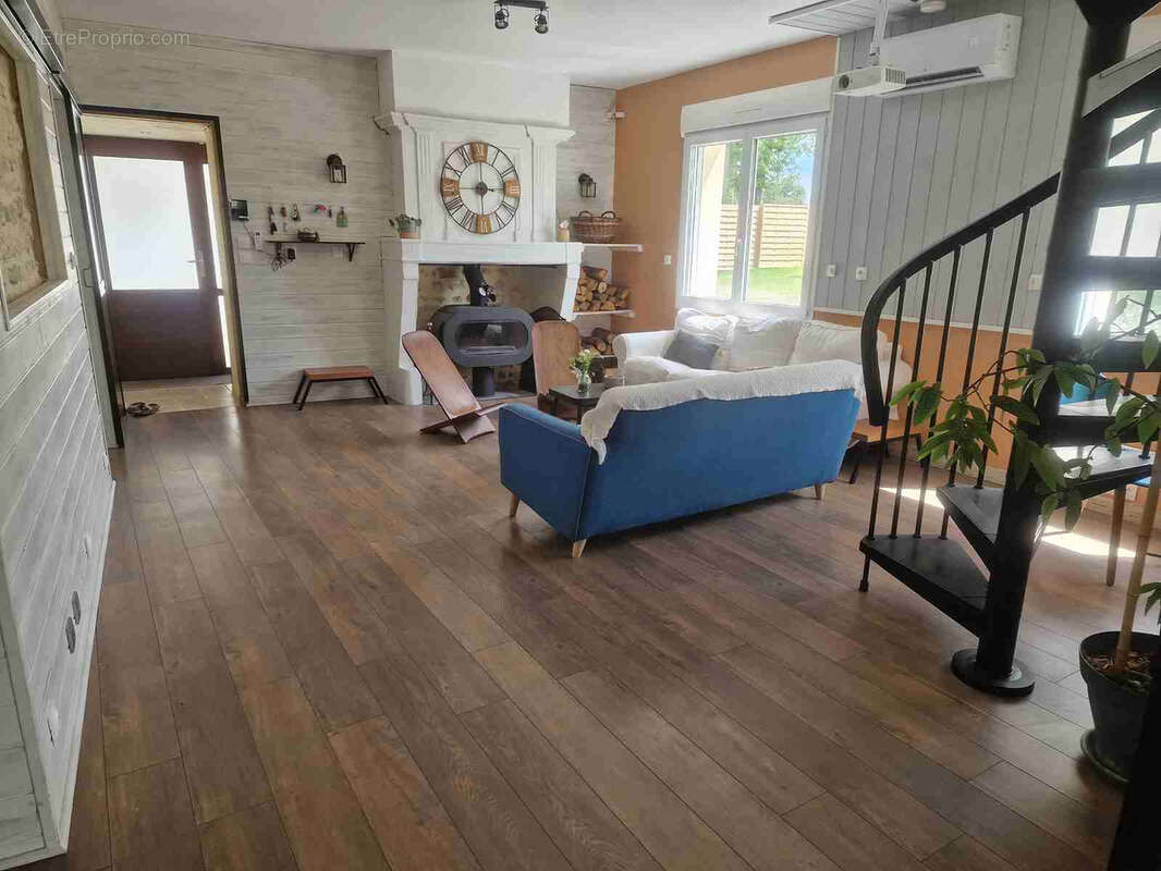 Maison à SAINT-PALAIS