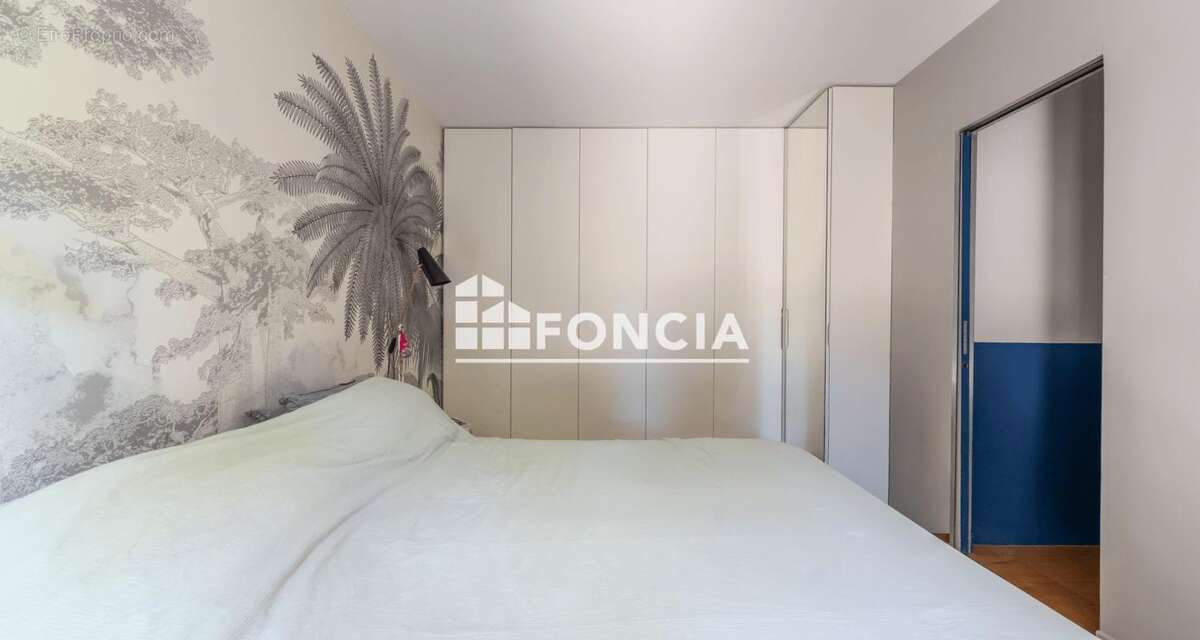 Appartement à FRESNES