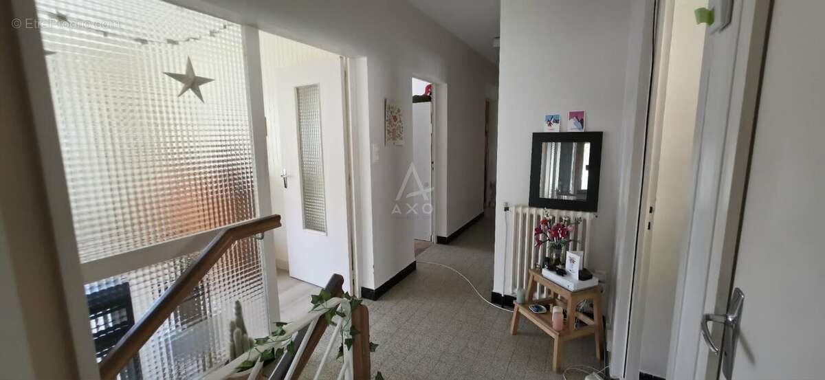 EXCLUSIVITÉ  Maison familiale avec jardin, garage et fort potentiel à Albertville - photo 11