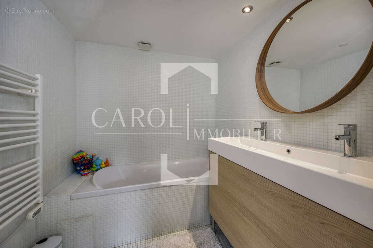 Appartement à TALLOIRES