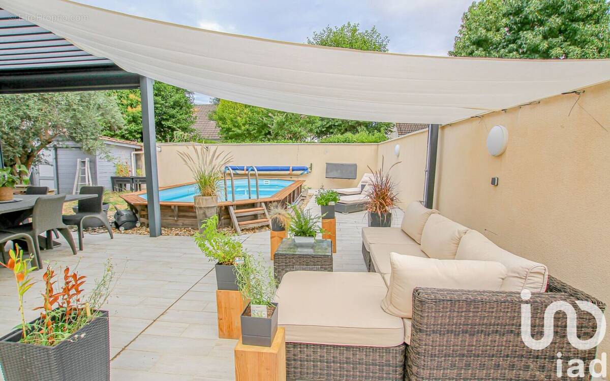 Photo 1 - Maison à AMBARES-ET-LAGRAVE