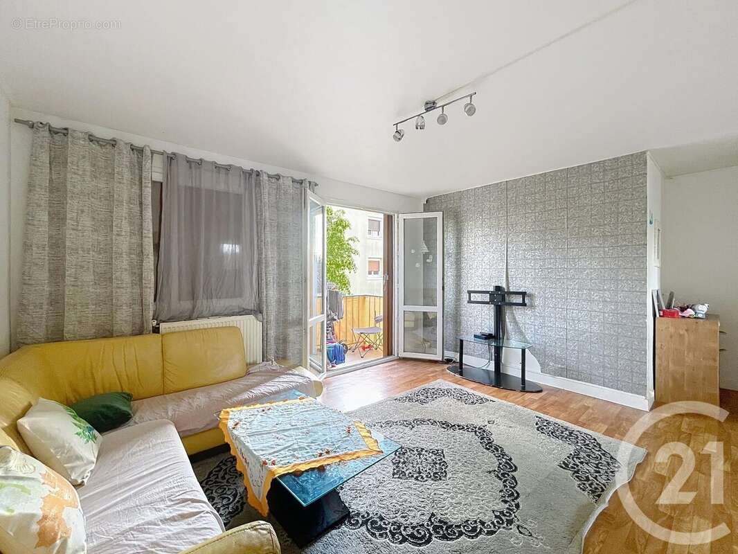 Appartement à MONTEREAU-FAULT-YONNE