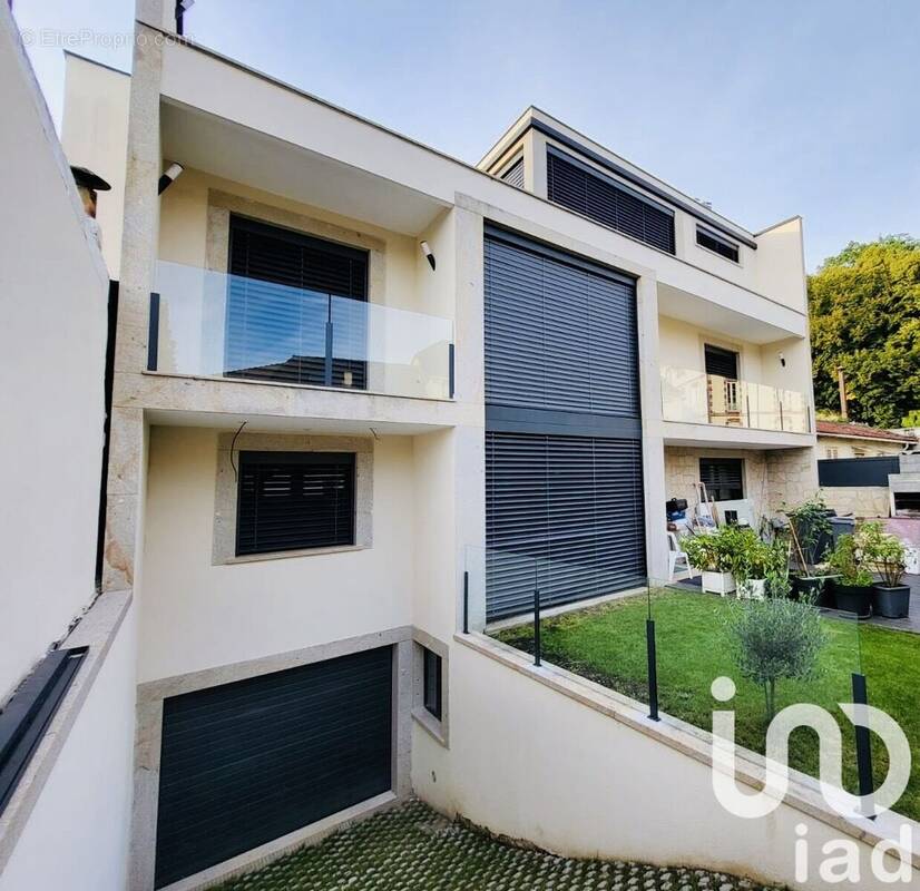 Photo 1 - Maison à CHAVILLE