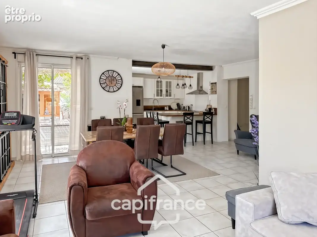 LE CRÈS – Maison familiale avec appartement indépendant, piscine et revenu locatif - photo 18