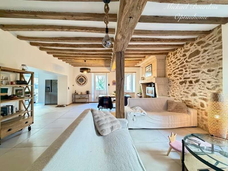 Maison à LUCHE-PRINGE