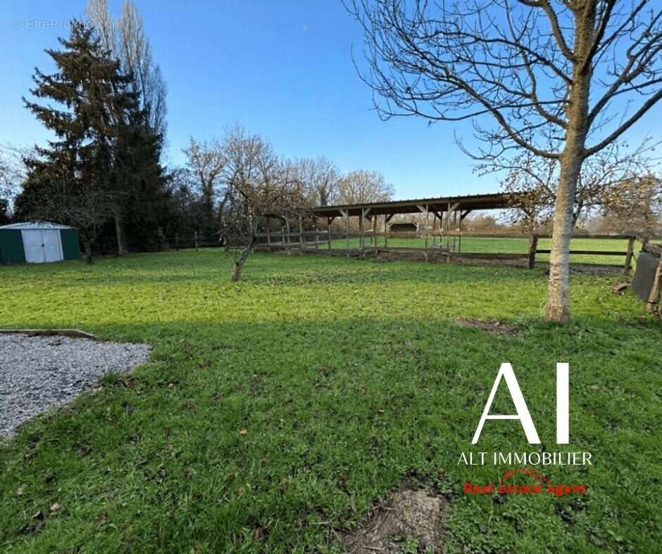 Maison à LOUVIERES-EN-AUGE