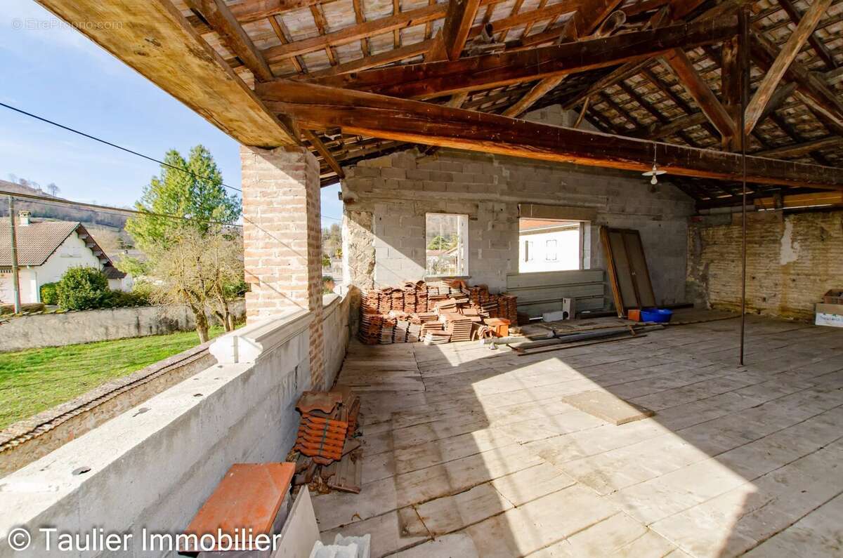Maison à CHATTE