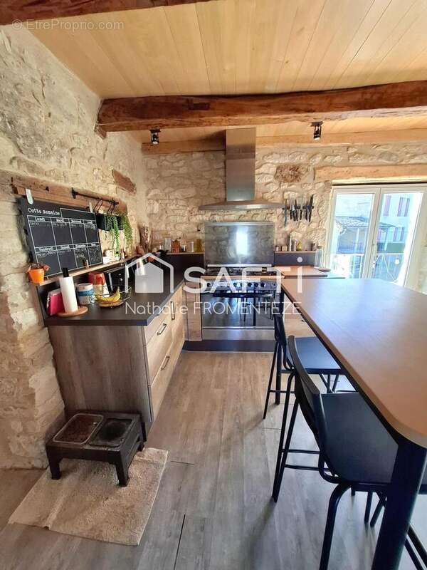 Maison 158 m² à Saint-Paul-De-Loubressac  - photo 2