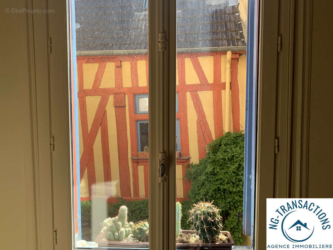 Maison à AUXERRE