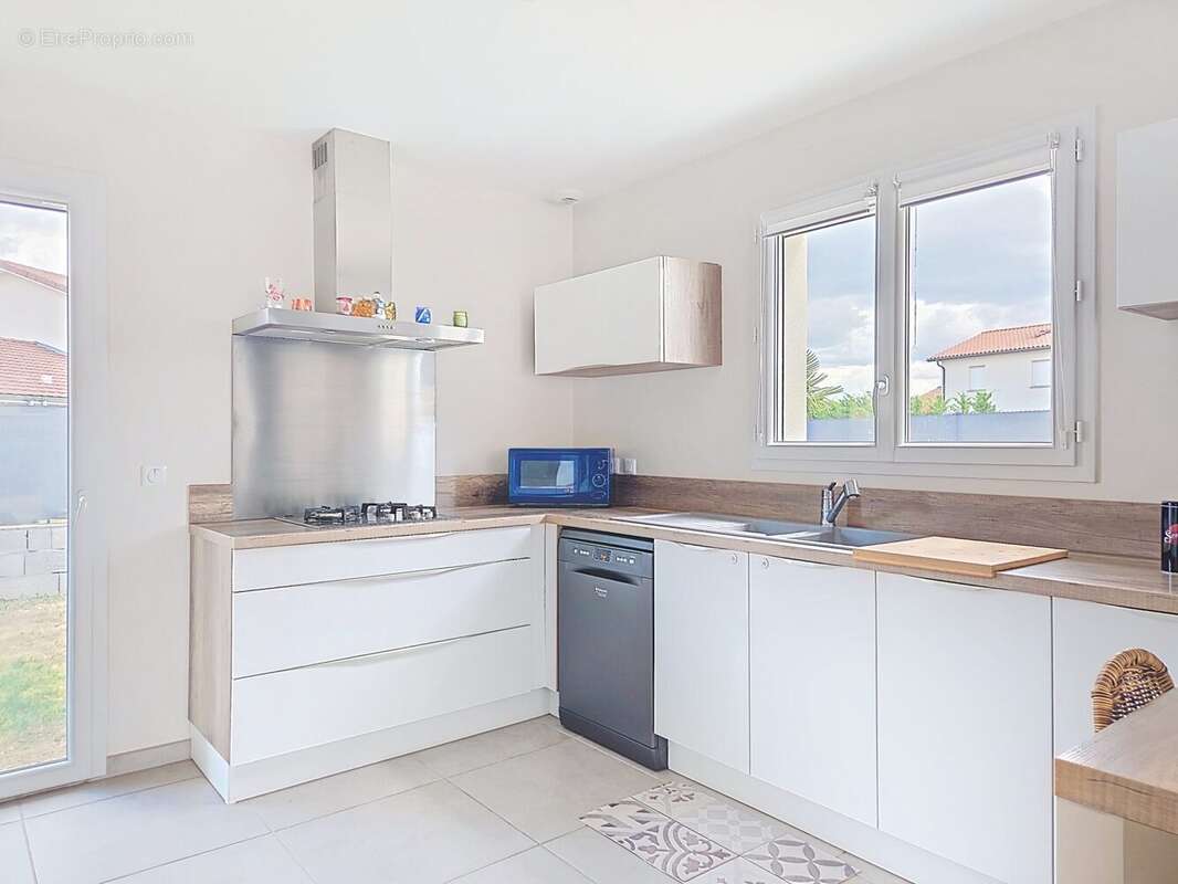 Maison à CHARVIEU-CHAVAGNEUX