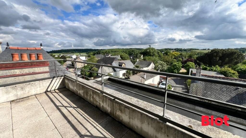 Appartement à ORGERES