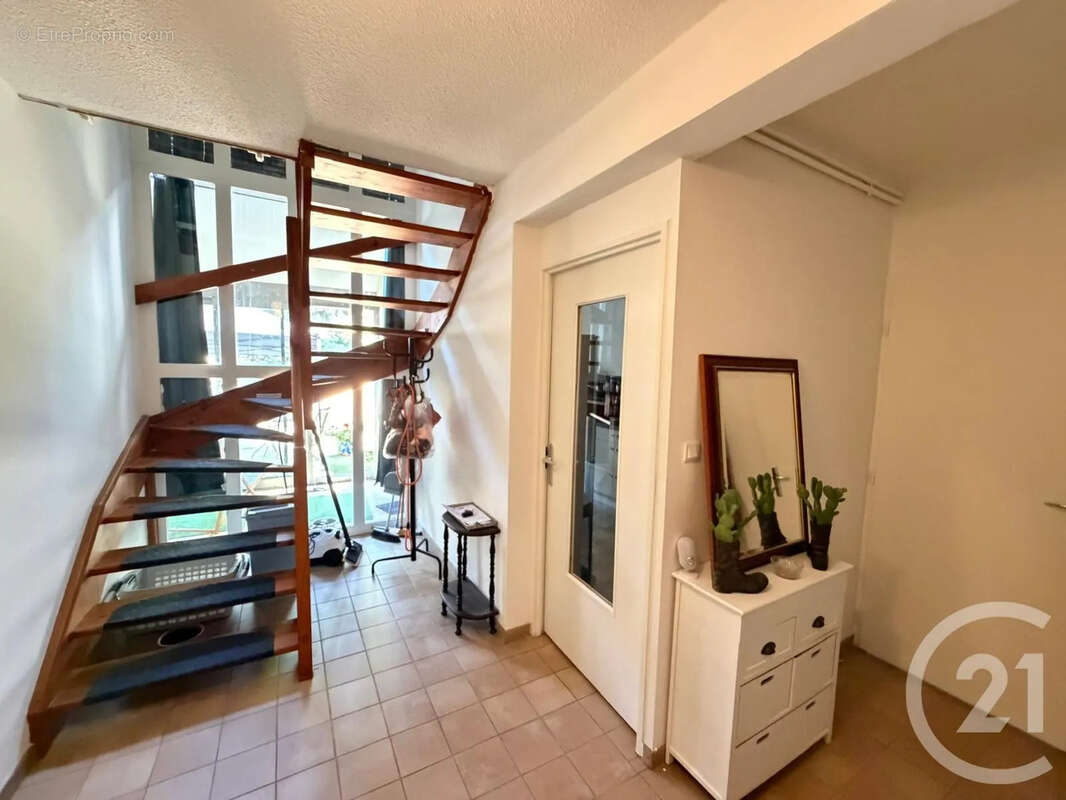 Maison 85 m² à Annonay  - photo 2