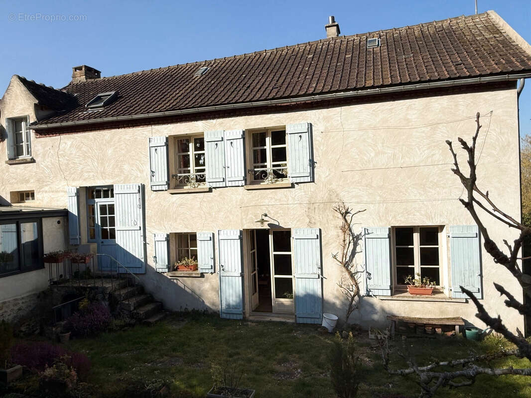 Maison à PONTOISE
