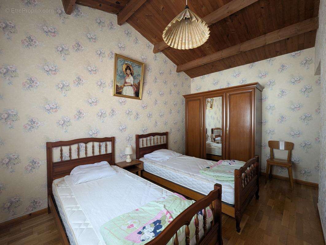 Maison à LES MATHES