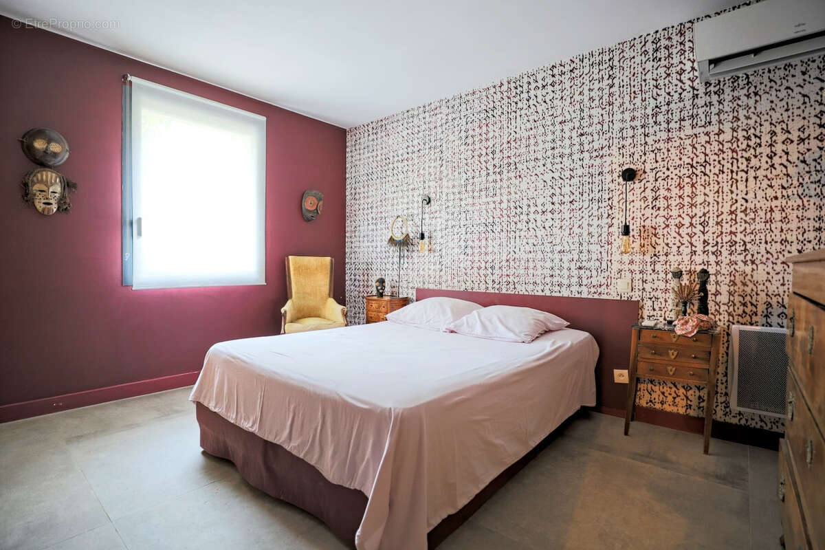 Maison à LE CASTELLET