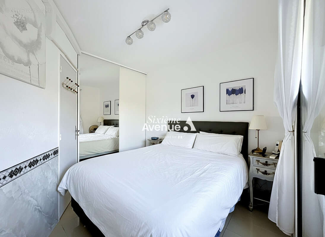 Appartement à MANDELIEU-LA-NAPOULE