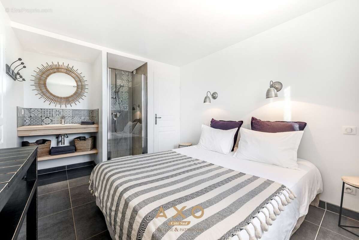 Maison à MOUSTIERS-SAINTE-MARIE