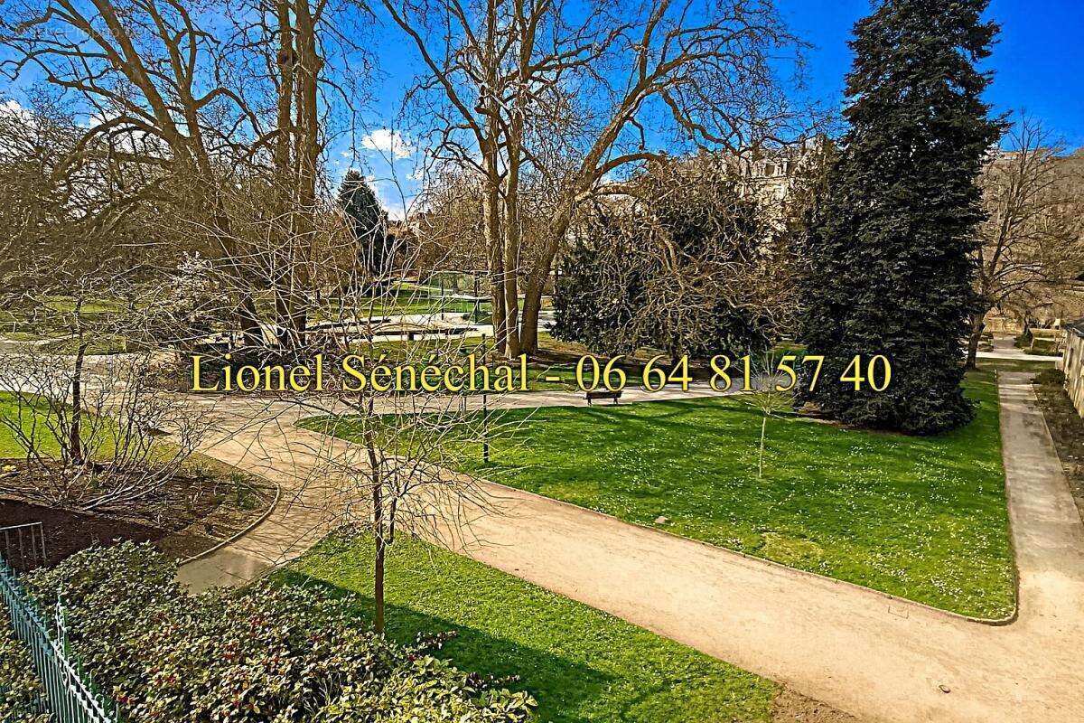 Exceptionnelle demeure de caractère ? 247 m² habitables ? 15 pièces ? Au coeur des quartiers les plus recherchés du Mans : Parc  - photo 16