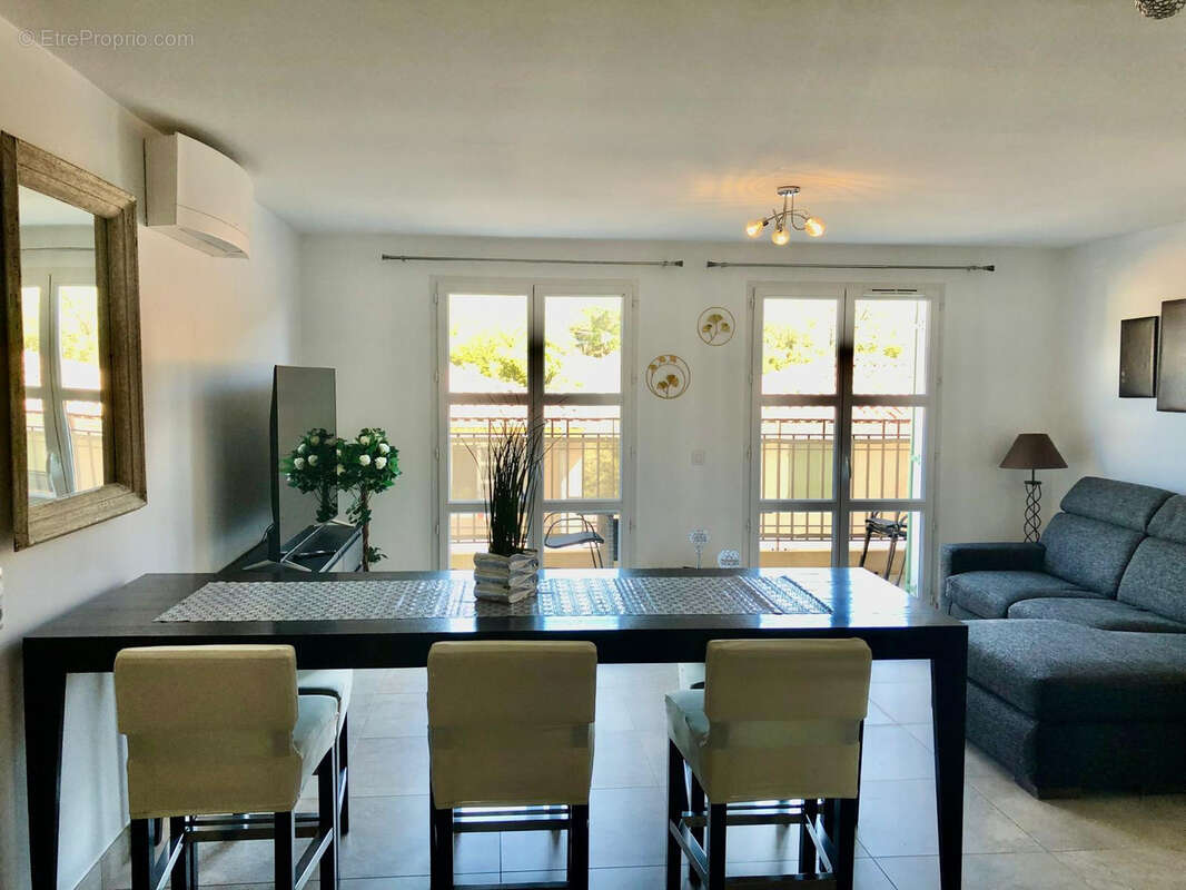 Appartement à GRIMAUD