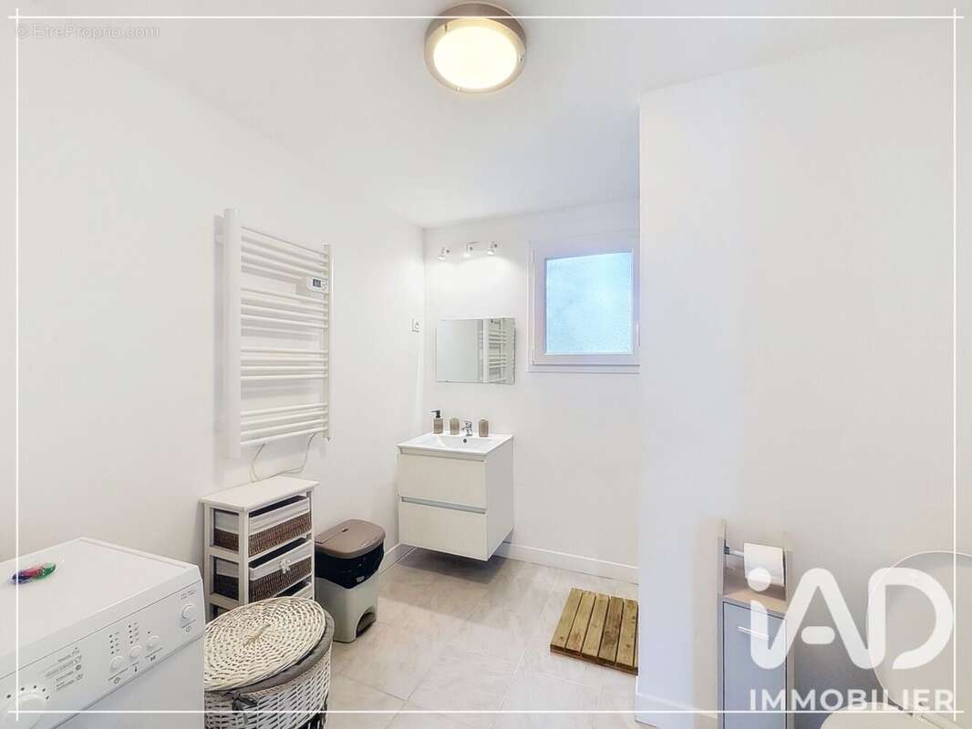Maison 230 m² à Magescq  - photo 8