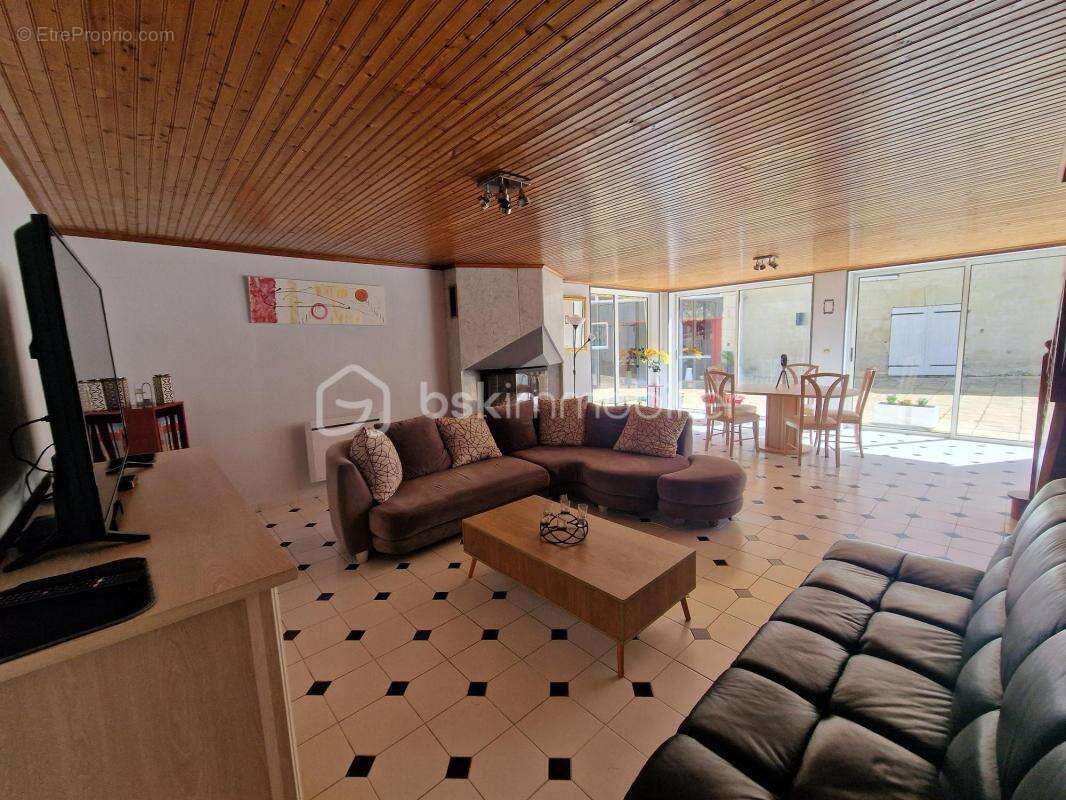 12  mn de loudun -  spacieuse maison  - possibilite  gite ou chambre d'hotes - veritable havre de paix - photo 7