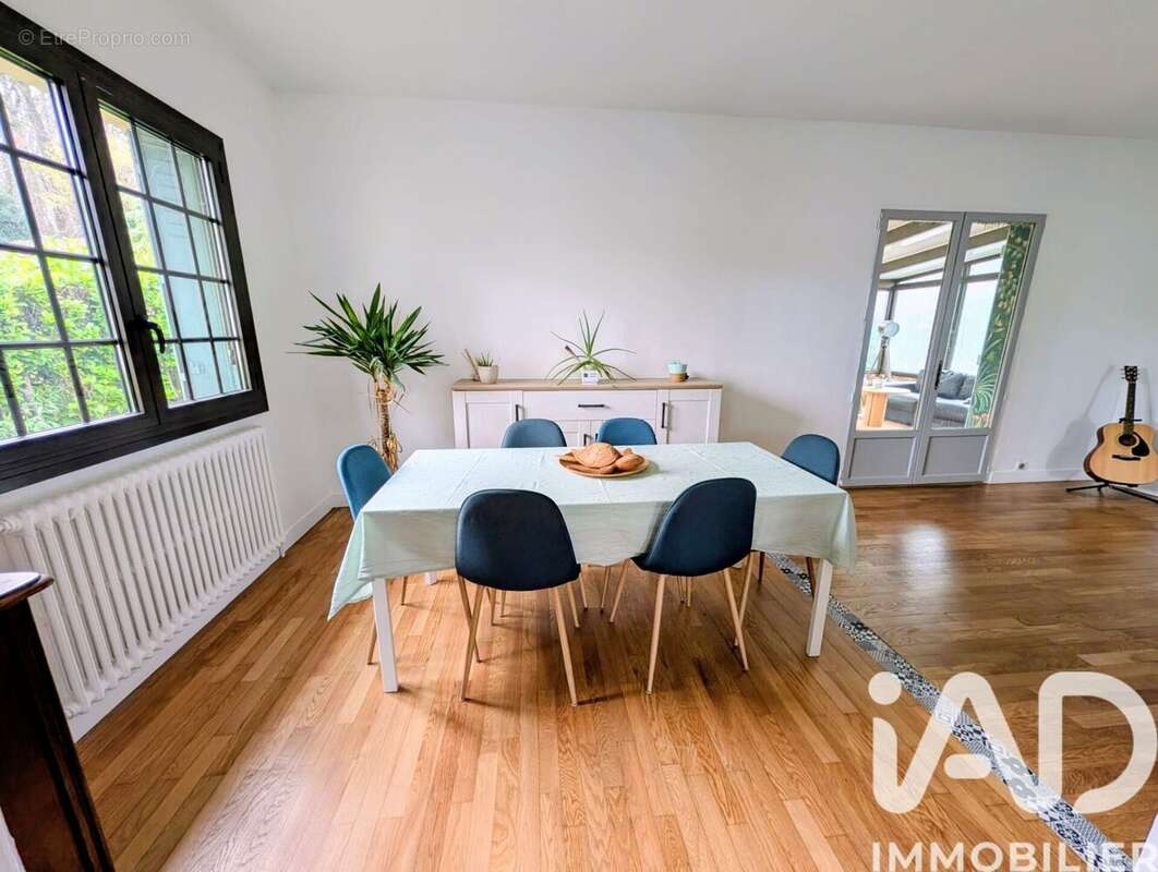 Maison 130 m² à Nerville-La-Foret  - photo 4