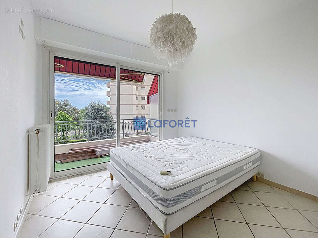 Appartement à CAGNES-SUR-MER