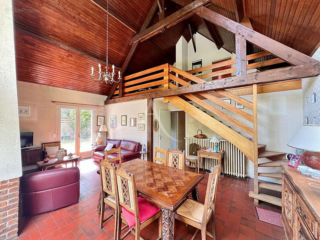 Maison le chatelet en brie 6 pièces 118 m² - photo 3