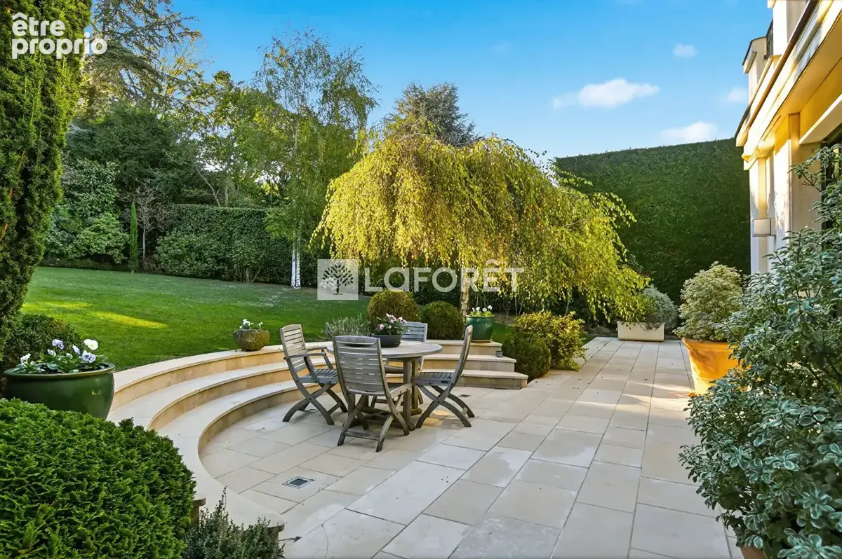 Maison Ville -d'Avray 10 pièces 380m² - photo 3