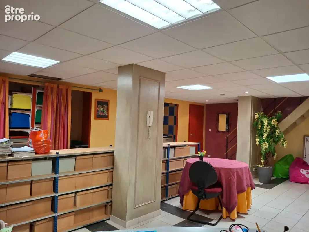 Local commercial polyvalent – Résidence Couronne de Gigny - photo 7