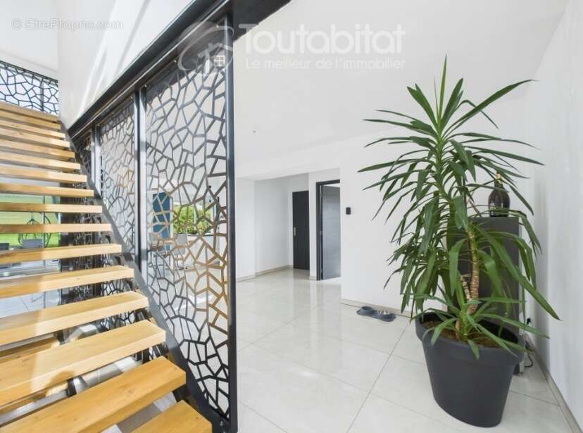 Maison à CHARLEVILLE-MEZIERES