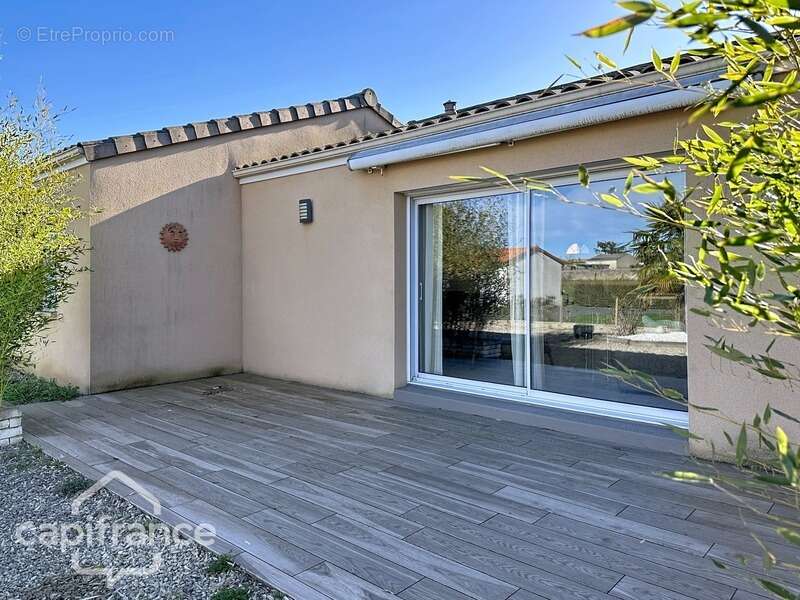 Maison à SAINTE-VERGE