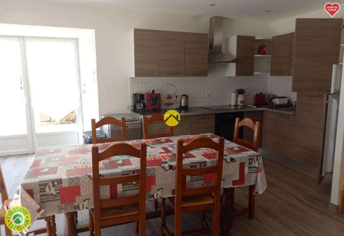 Maison à PIERREFORT