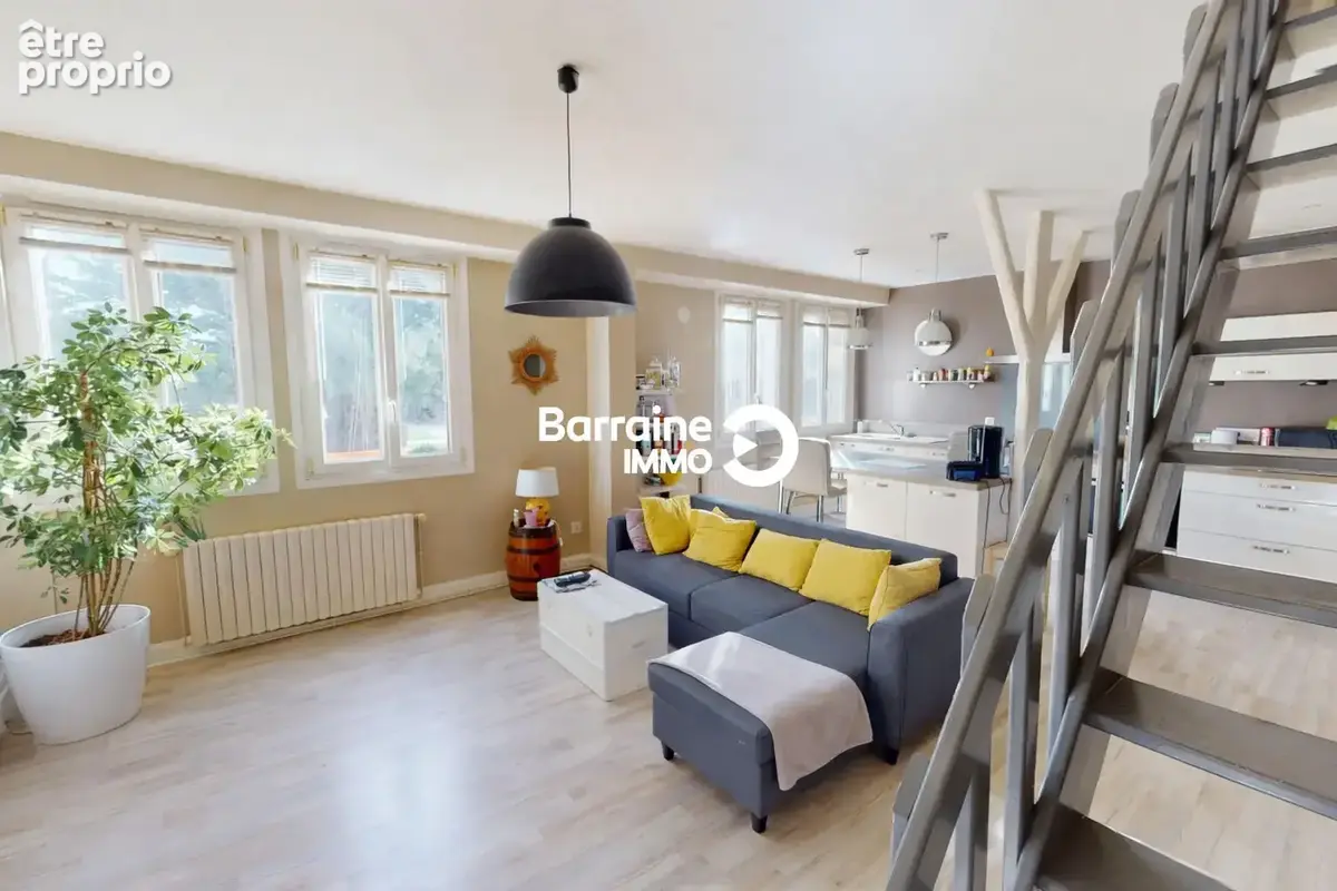 À vendre : Appartement spacieux de 5 pièces à Plourin les Morlaix ! - photo 4