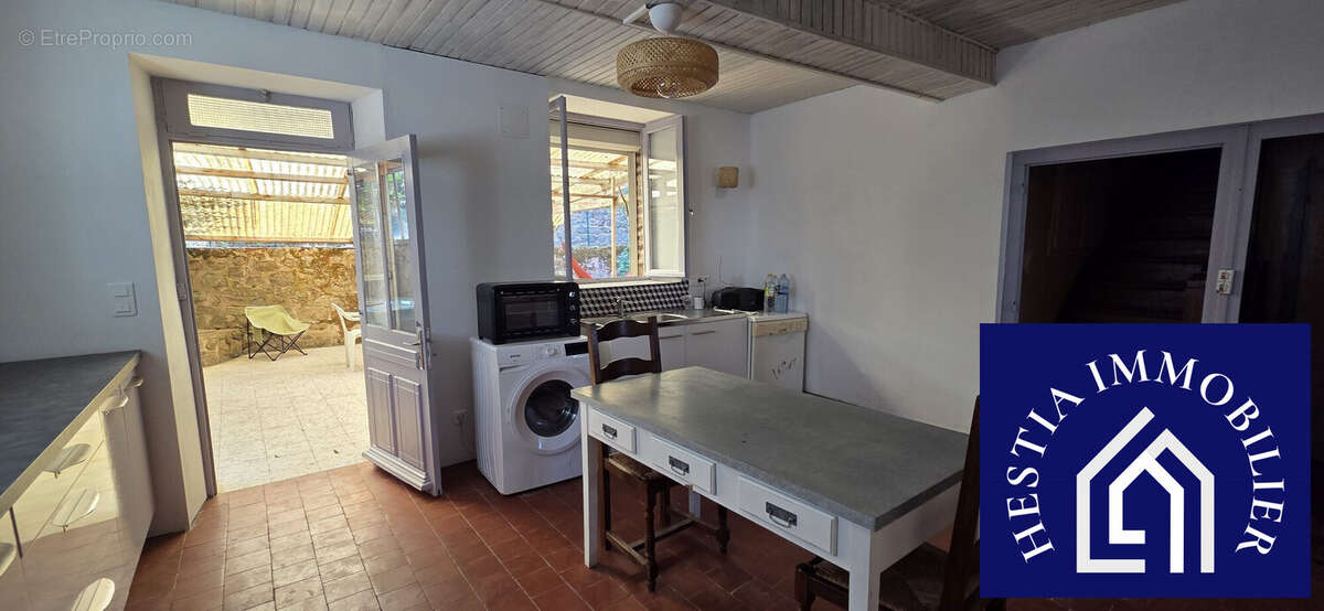 Maison 103 m² à La Roche-En-Brenil  - photo 7