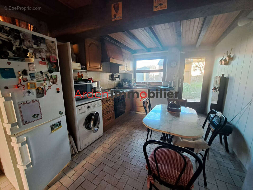 Maison à NOVY-CHEVRIERES