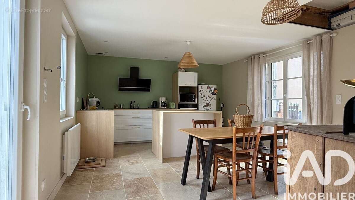 Maison 100 m² à Mosnes  - photo 5