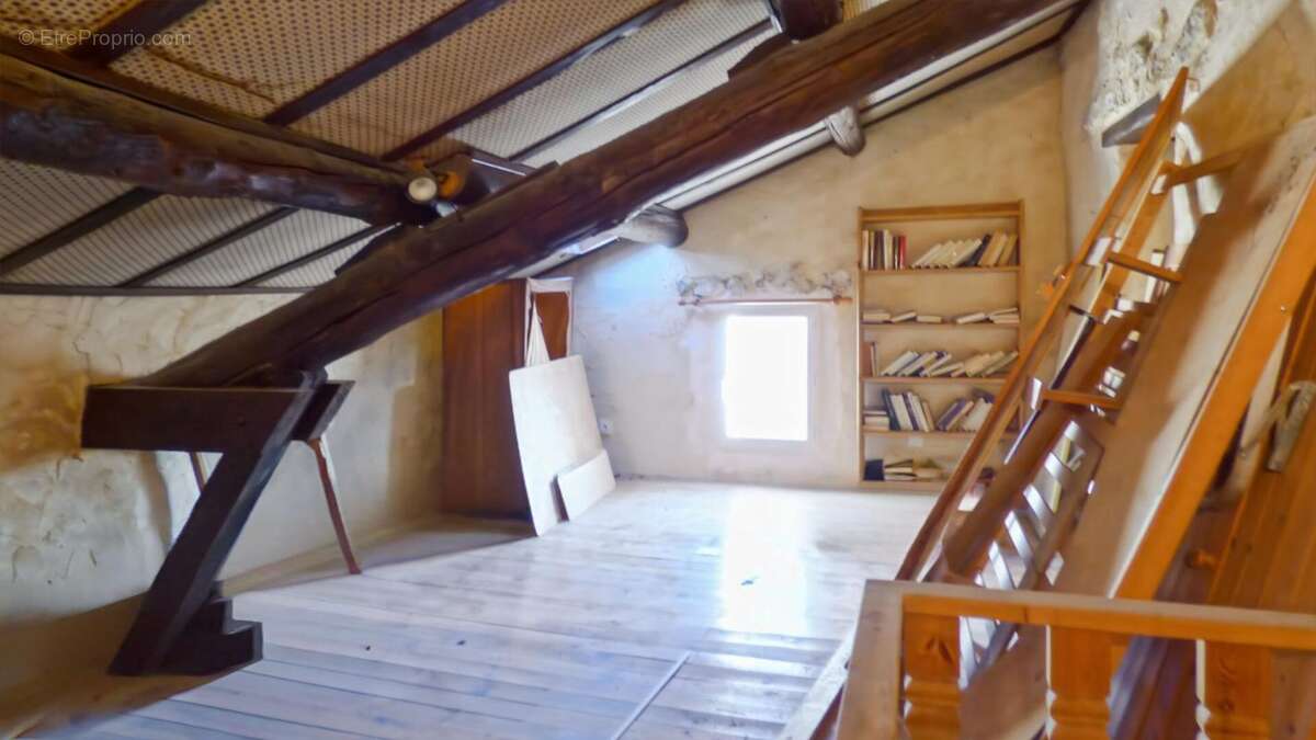 Appartement à VELLERON